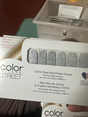 Color Street I Want Scandi Silver Glitter Nail Strips - Sparkle Finish